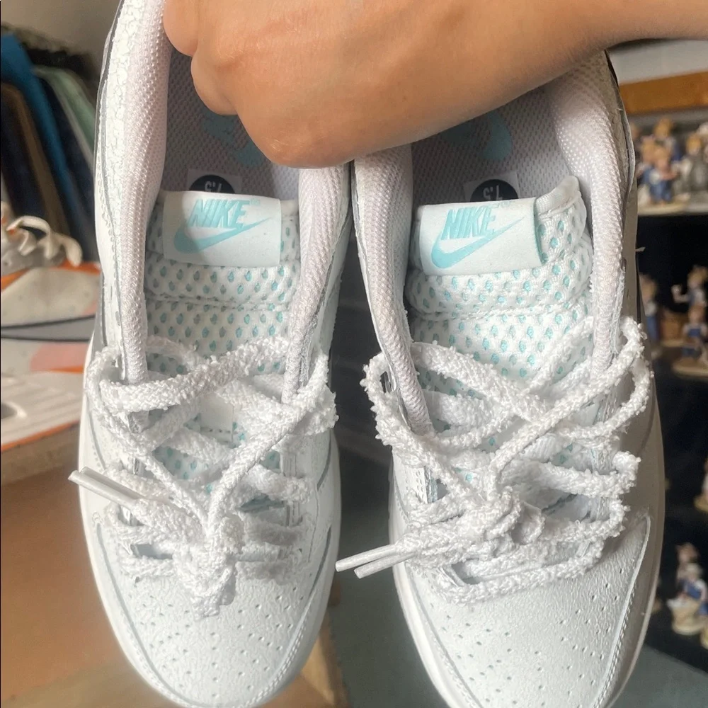 Nike brand New Sneakers